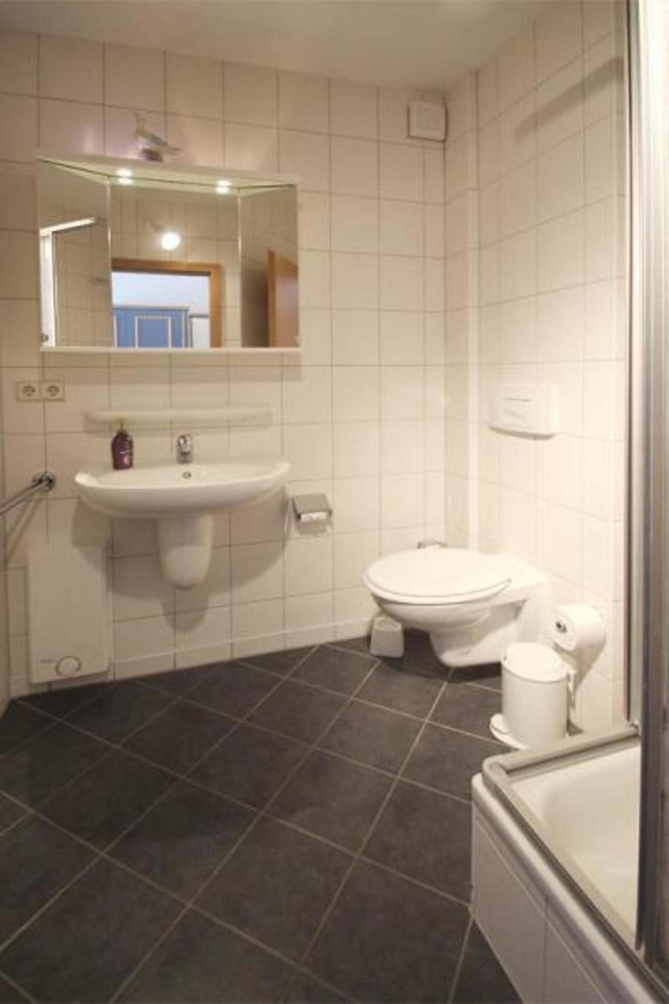 Yachthafenresidenz-Wohnung-9203-894 Kuehlungsborn Luaran gambar