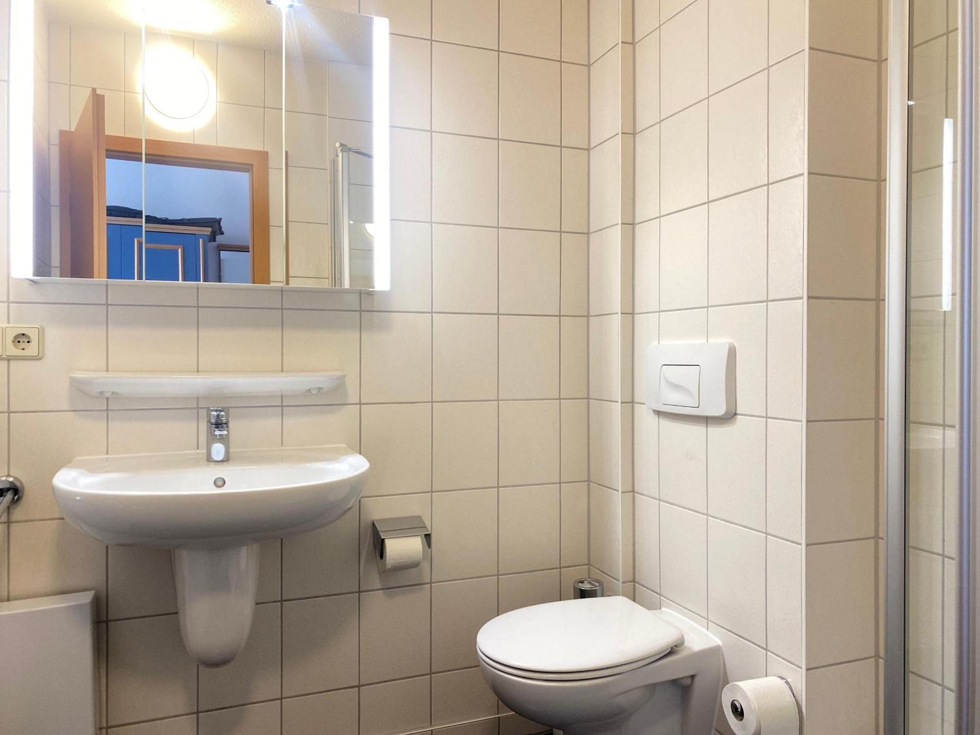 Yachthafenresidenz-Wohnung-9203-894 Kuehlungsborn Luaran gambar